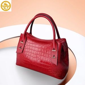 New real leather high quality Alligator Handbag